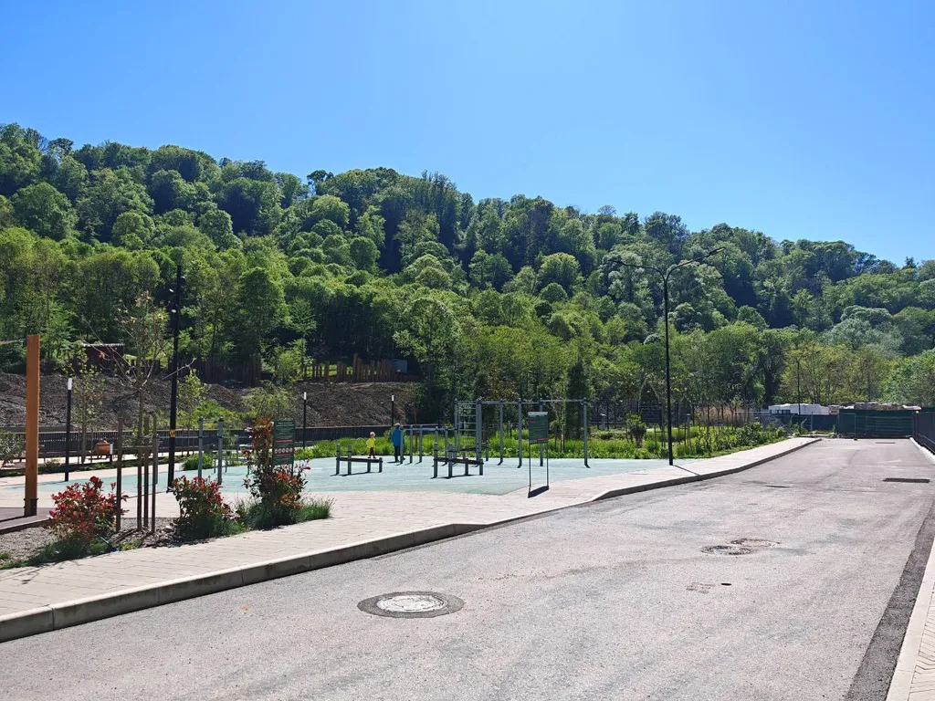 Квартира с новым ремонтом в прекрасном ЖК рядом с пляжами