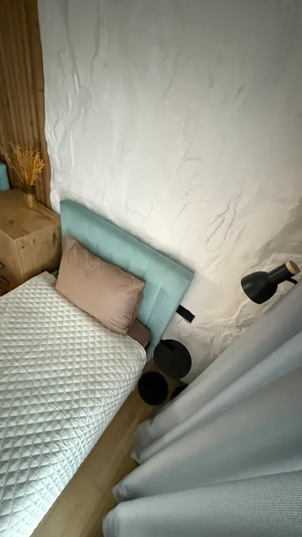 Дом с сауной и террасой а видом на сад