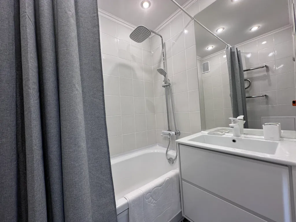 Квартира Апартаменты Небо — Калининград