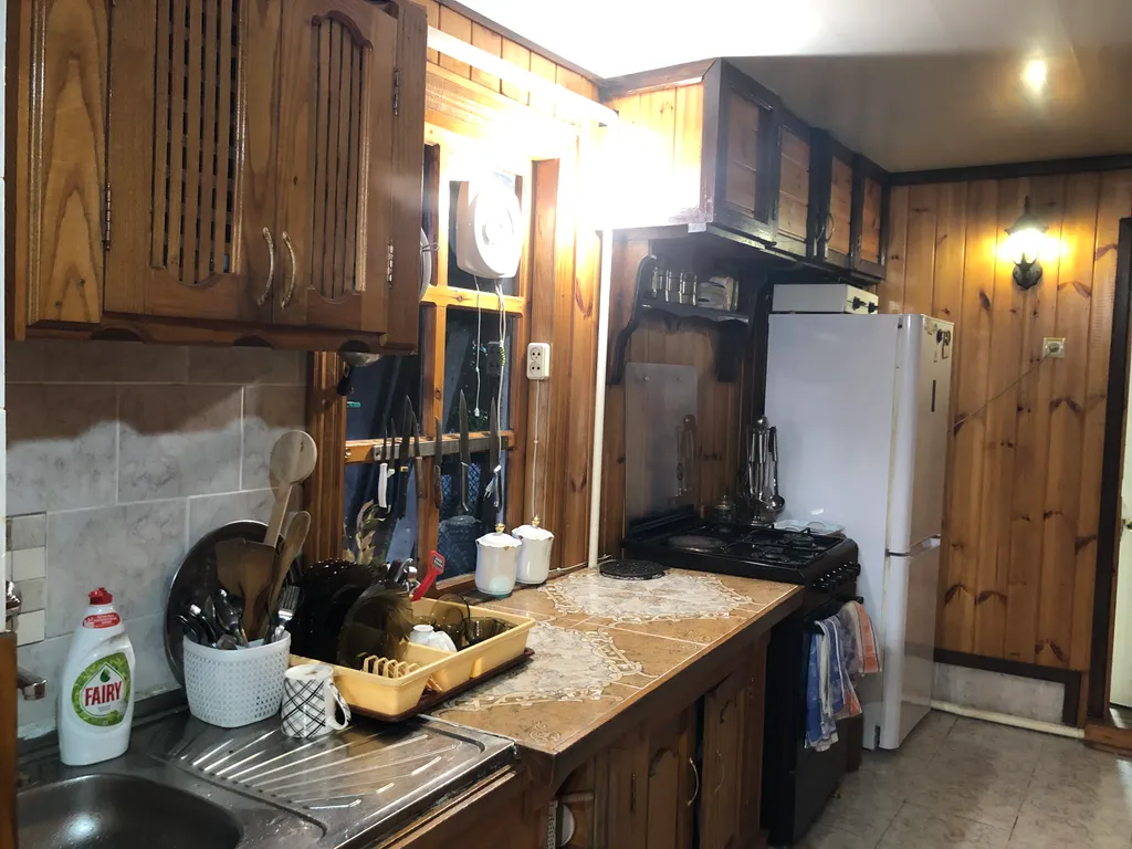 Коттедж Домик в деревне с видом на горы — Сухум