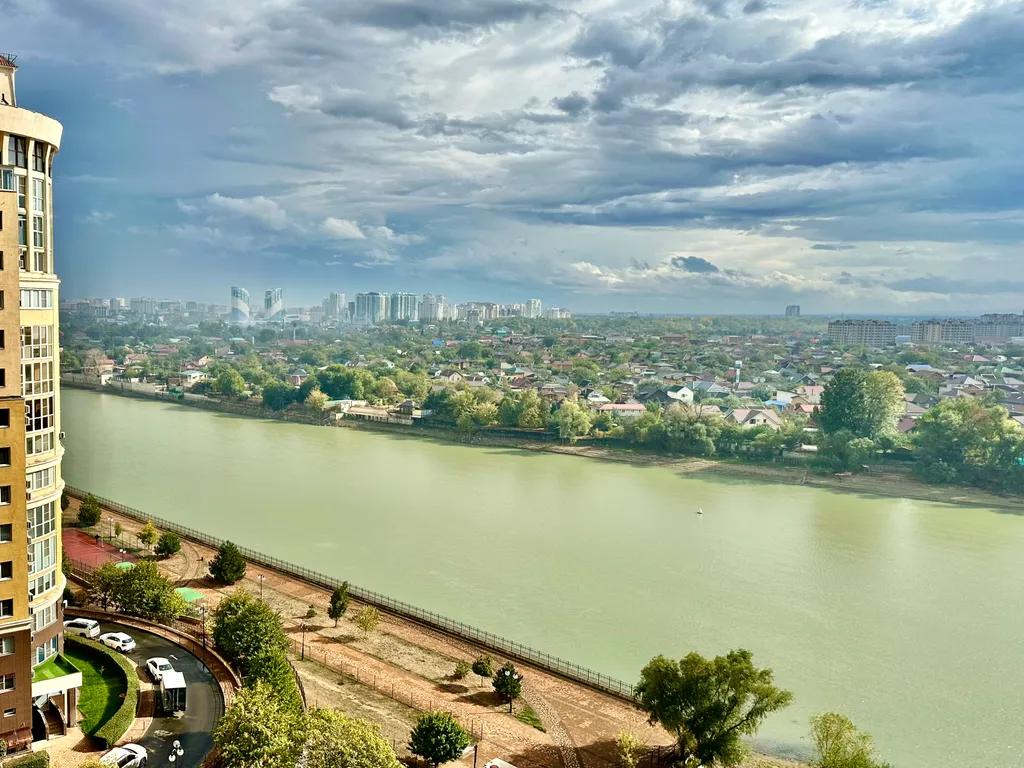 Квартира Стильные апартаменты с потрясающим видом на реку Кубань — Краснодар