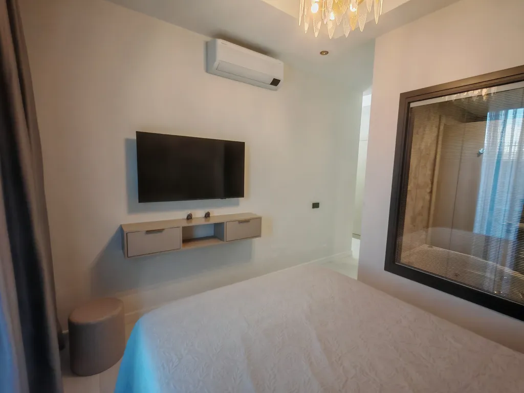 Квартира XL в Azura World c видом на бассейн и аквапарком