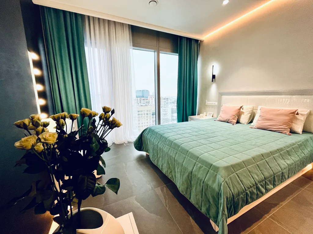 Квартира видовая в резиденции галерея Чижова, в центре города