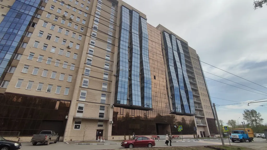 Центр, новый дом