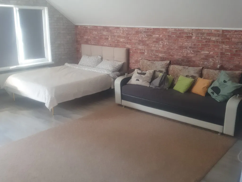 Комната в частном доме с собственной ванной комнатой