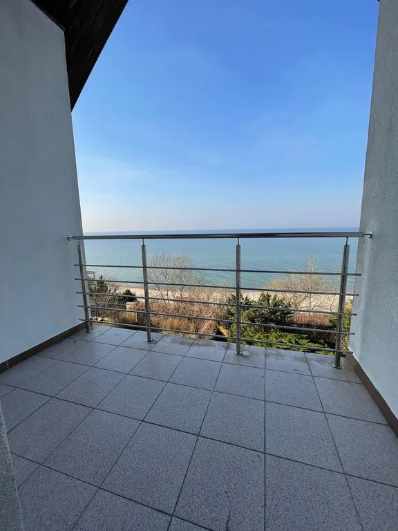 Таунхаус с видом на море на 1 береговой линии Балтийского моря