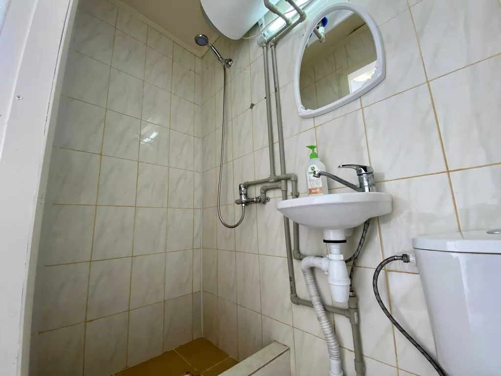 Уютная комната в квартире в старом городе