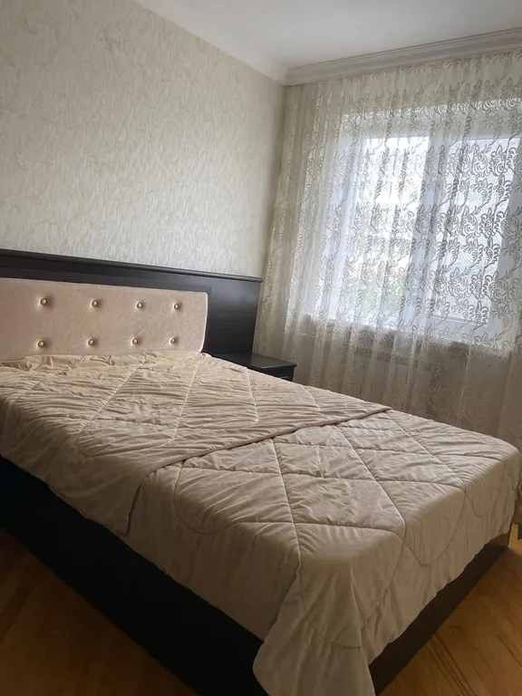 2 комнатная квартира в золотом квадрате