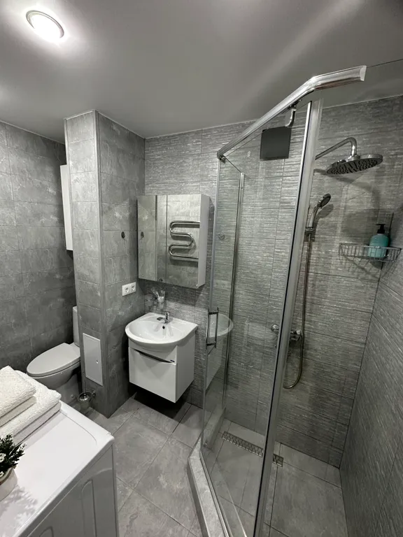 Уютная квартира в районе ж.д. вокзала 10 мин до аэропорта