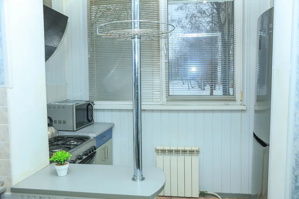 4-комнатная возле ТЦ Корона