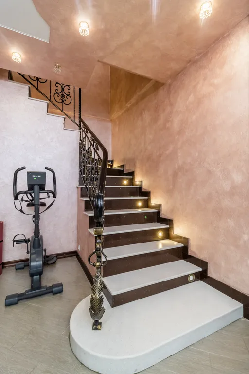 Дом у озера Solar love