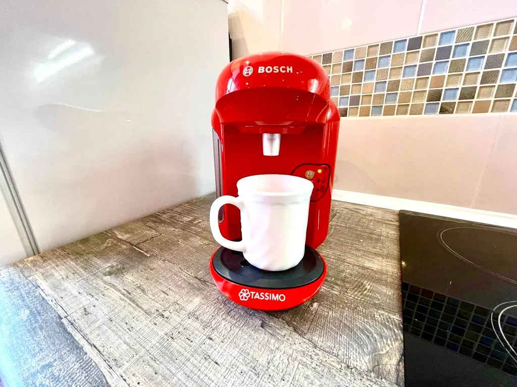 Яркая квартира в центре с кофеваркой