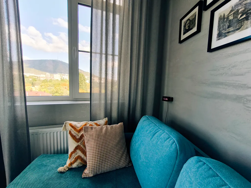 Апартаменты в ЖК Михайловский с панорамным видом на горы