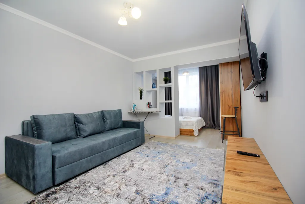 Квартира Современная студия в самом сердце Алматы на Арбате — аренда посуточно в Алматы