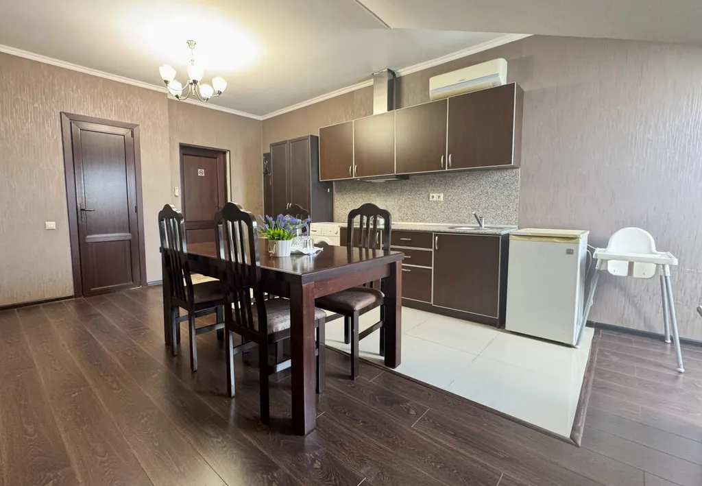 3-комнатная Квартира — аренда посуточно в Геленджик