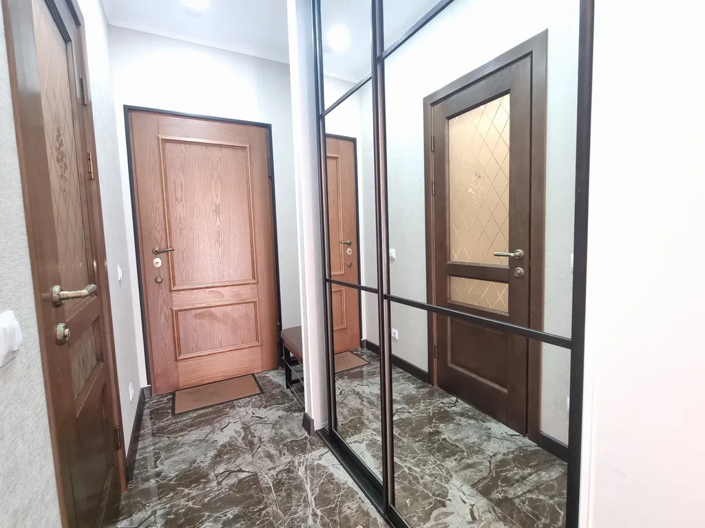 Aпаpтaмeнт люкс c баcсейном и теpрaсой нa набеpeжной