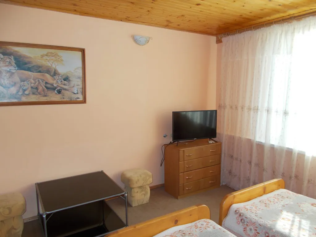 Двухкомнатный коттедж недалеко от моря