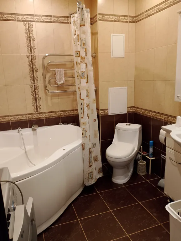 Просторная квартира в трёх кварталах от парка Галицкого