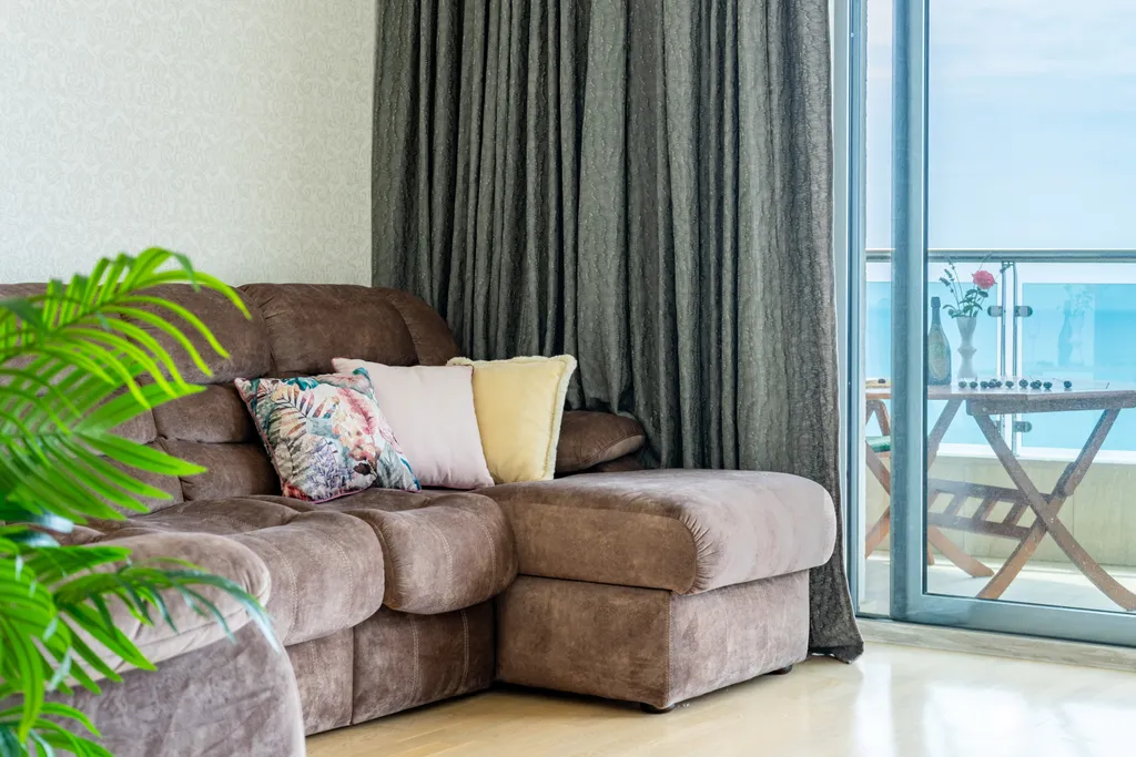 Роскошная идеал квартира с двумя террасами, тремя санузлами и бассейн