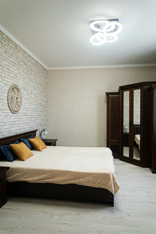 5-комнатный Дом