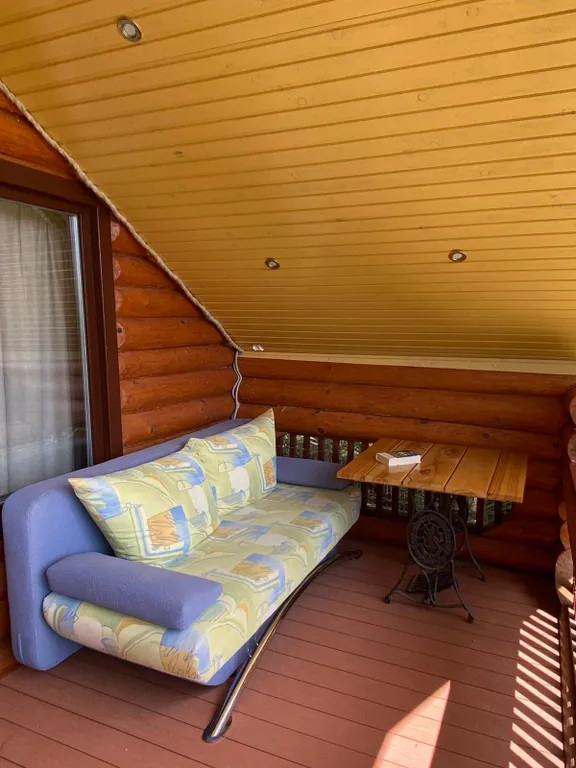 Гурница Хауз - уединенный дом на берегу озера