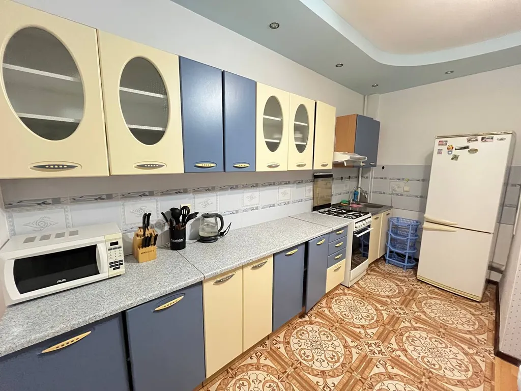 На Набережной