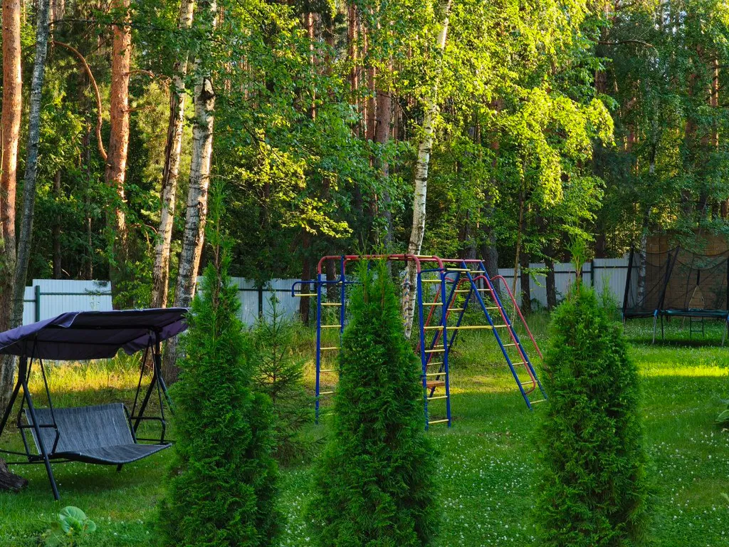 Эко-сруб у озер с сибирским чаном