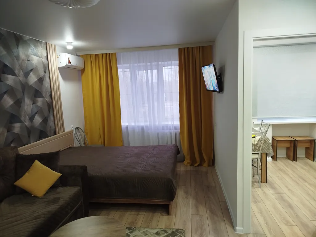 Квартира на площади в центре города