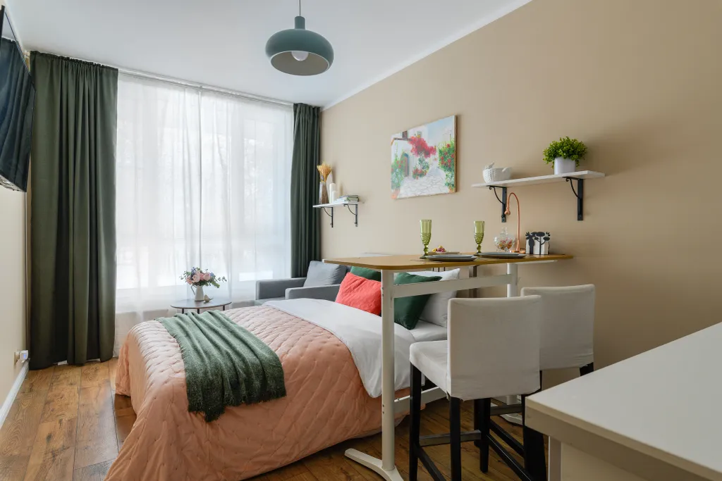 Студия с видом на сосны в Зеленогорске, закрытая территория