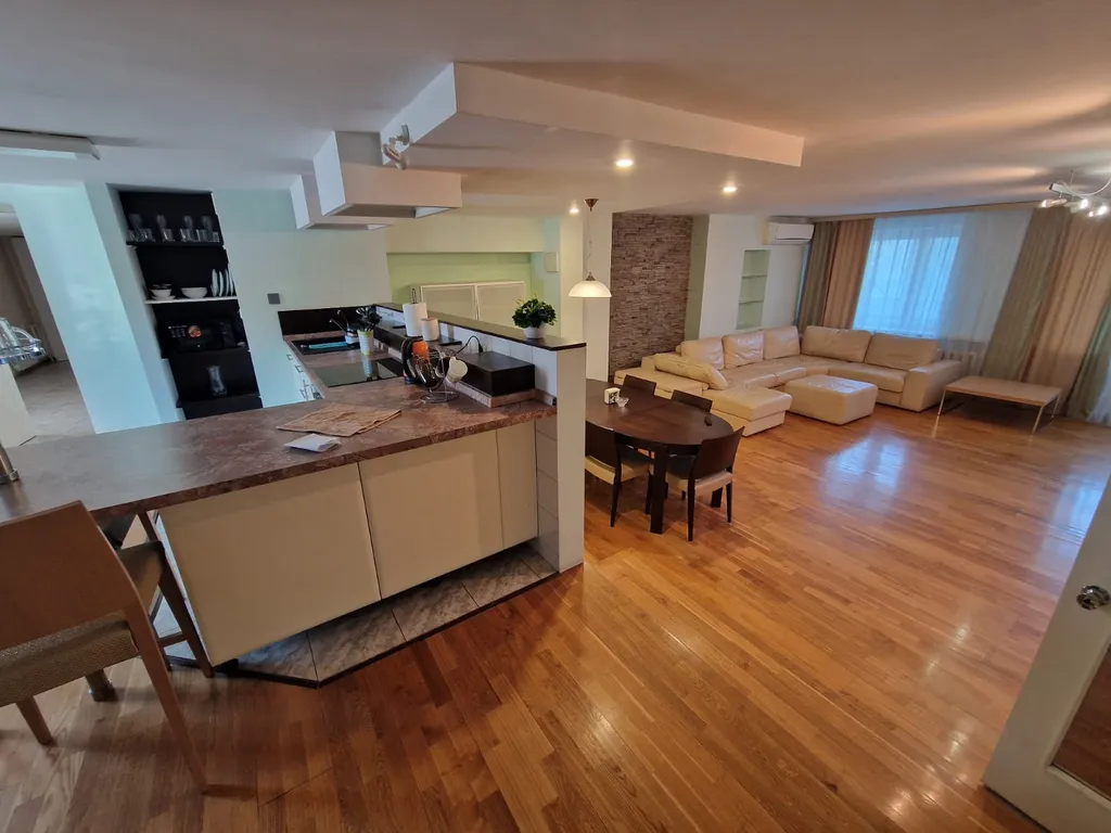 3-комнатная Квартира