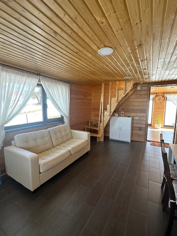 Дом на берегу Ладожского озера