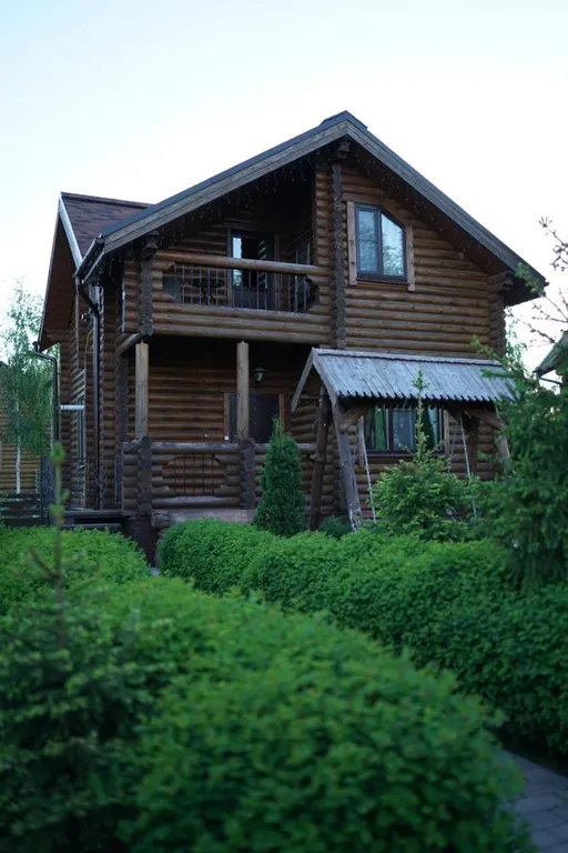 Дом на озере