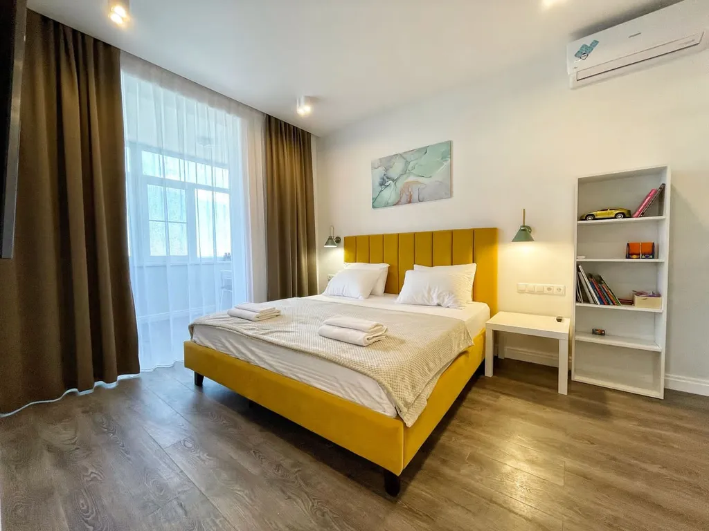 Солнечная квартира на самом берегу моря