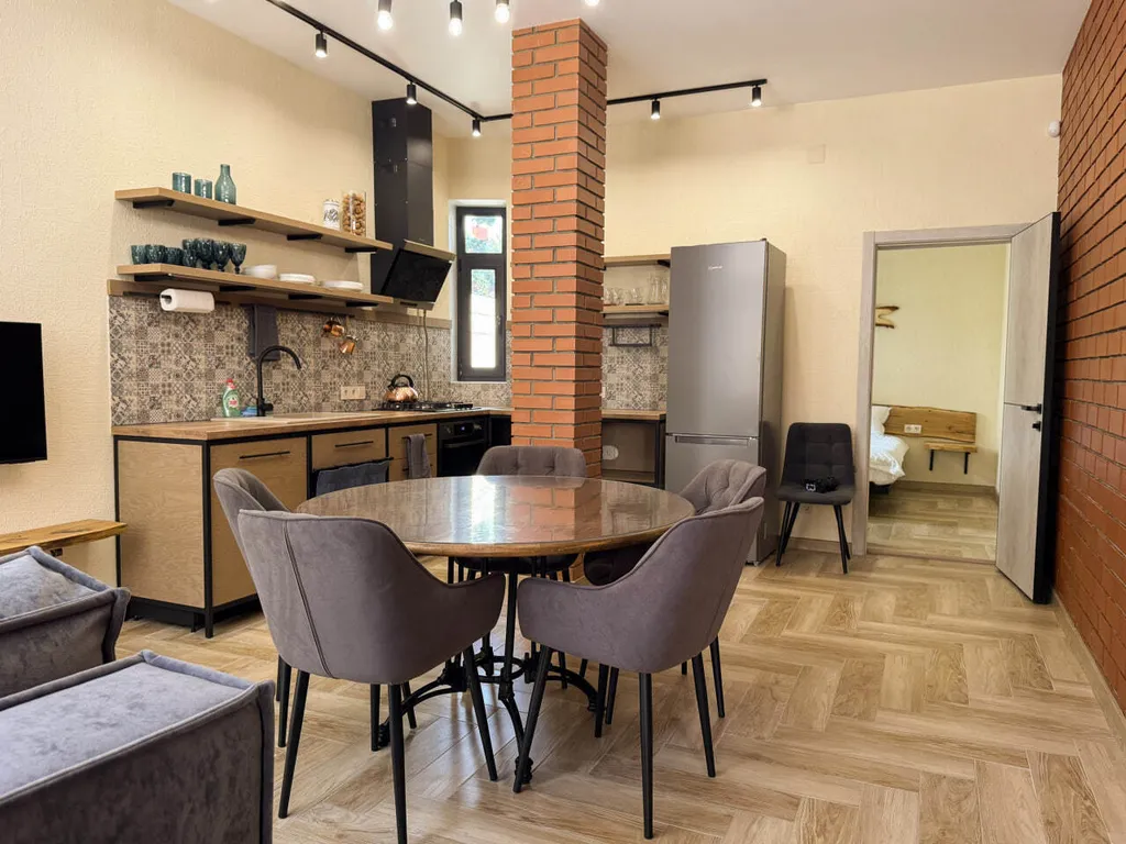 4-комнатный Дом