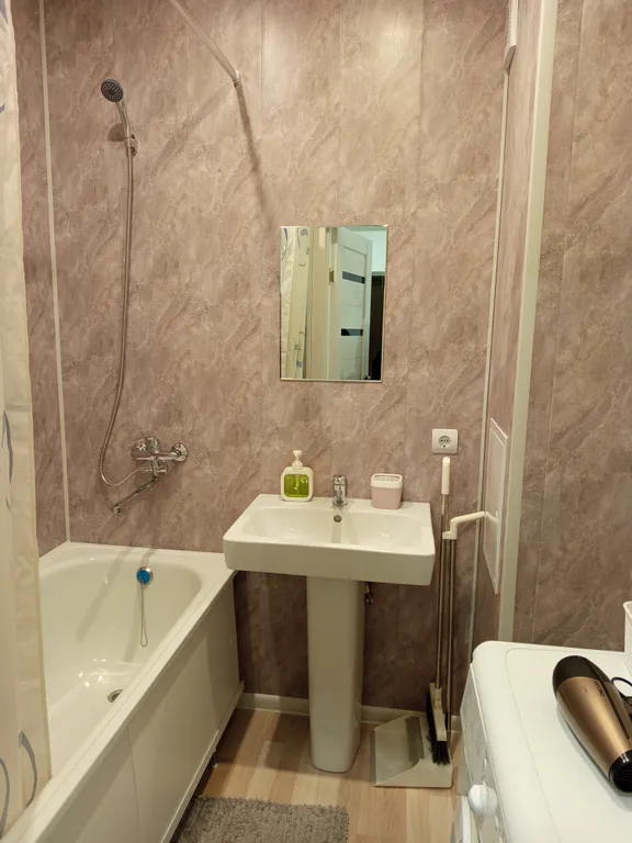 Большая 2-комнатная квартира в новом доме с развитой инфраструктурой