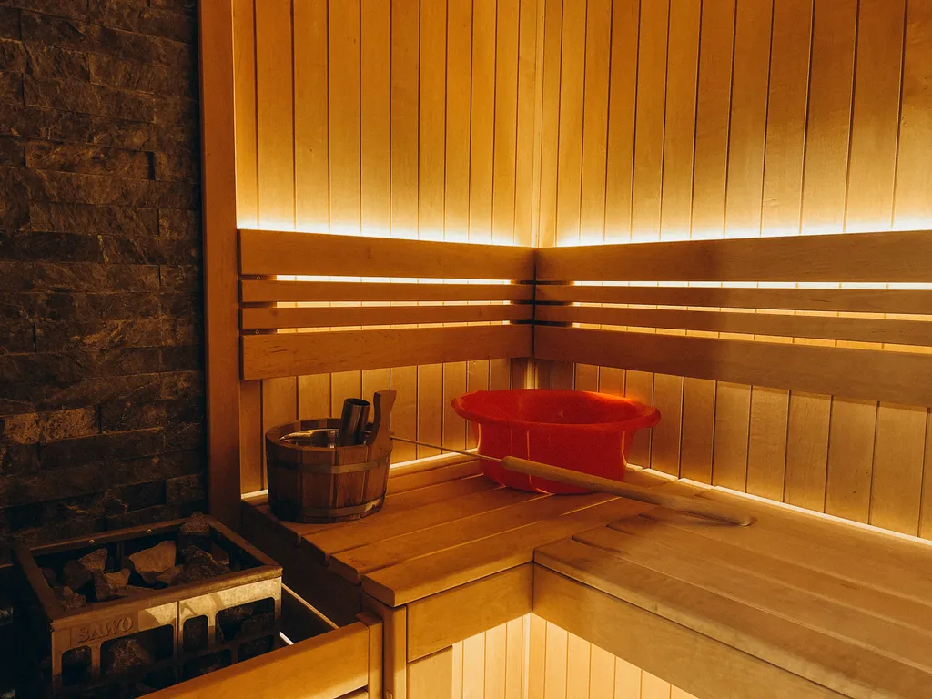 Дизайнерский дом с гриль-мангалом, сауной и большой террасой