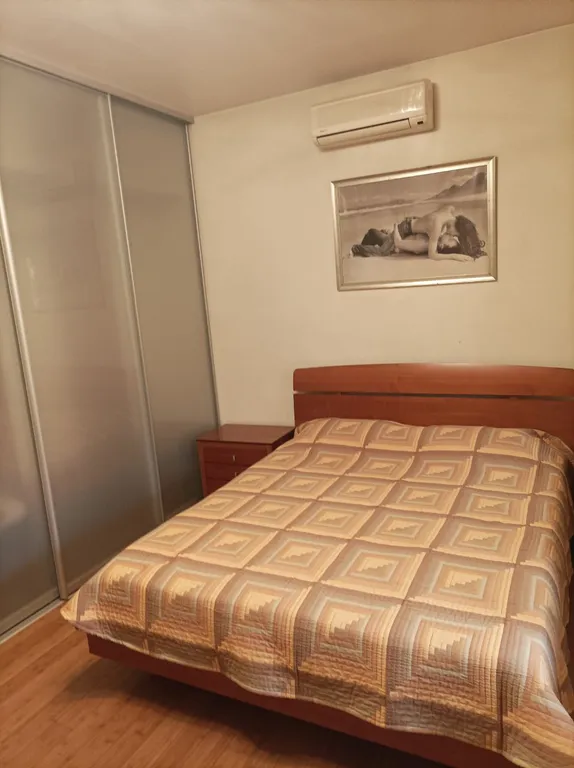 Дом на Комарова.