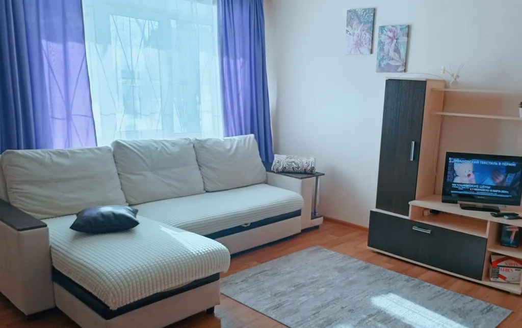 1-комнатная Квартира — аренда посуточно в Пермь