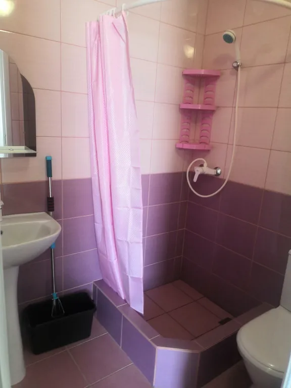 Апартаменты двухкомнатные, пятиместные, второй этаж