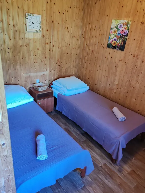 Коттедж Уютный дом в 300 метрах от моря для большой семьи или компании друзей — Нижняя Хобза