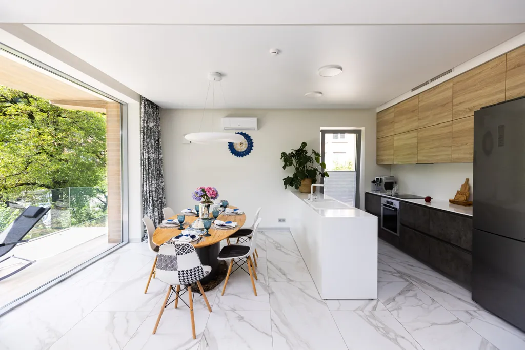 Просторная квартира с живым камином и видом на горы — аренда посуточно в Красная Поляна