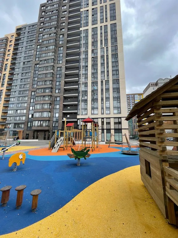 Современная квартира недалеко от центра