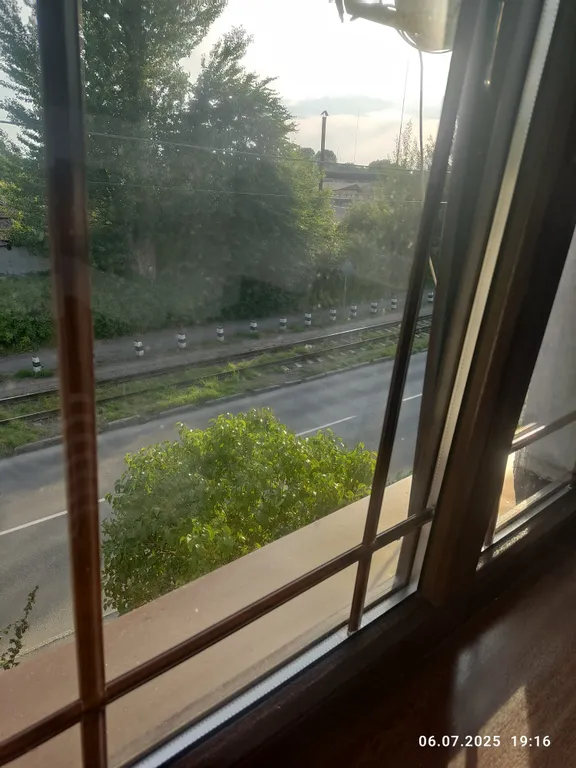 Уютная 3-комнатная квартира в тихом спальном районе