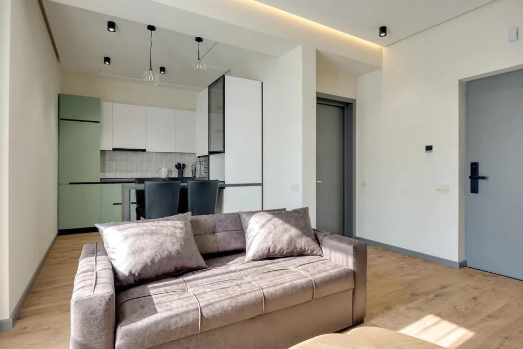 10 минут пешком до Старого Тбилиси