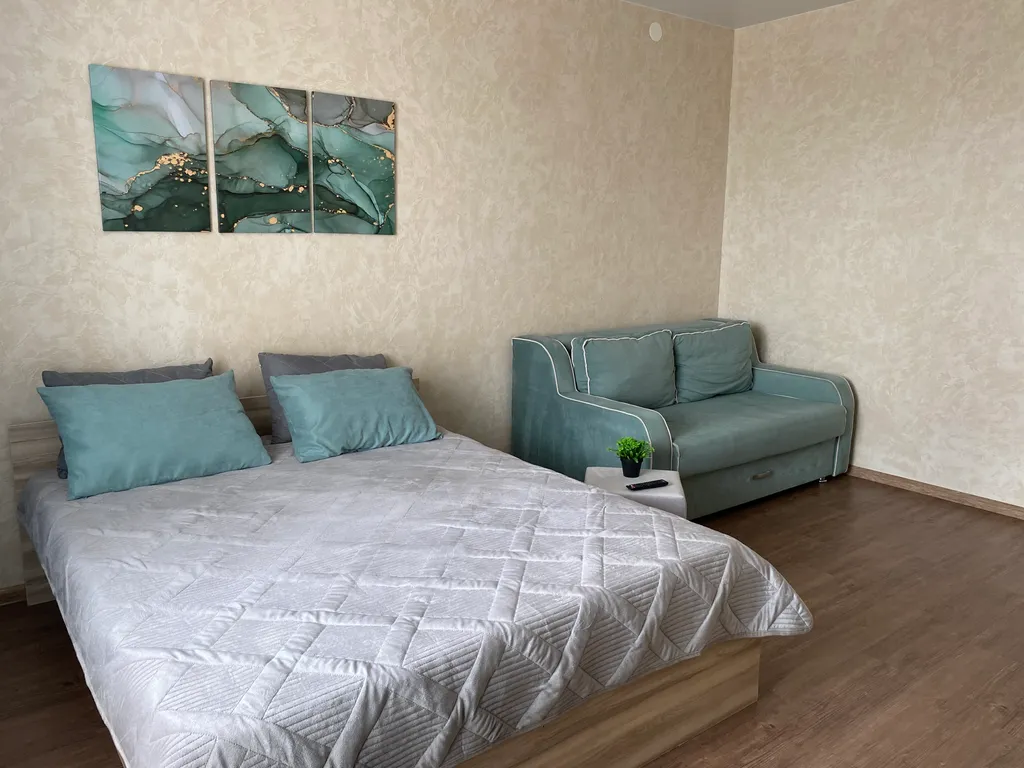 Квартира Большая двухкомнатная квартира в Советском районе — Красноярск