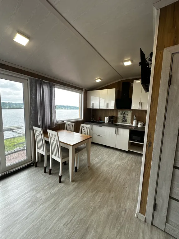 Дом на берегу реки Свирь