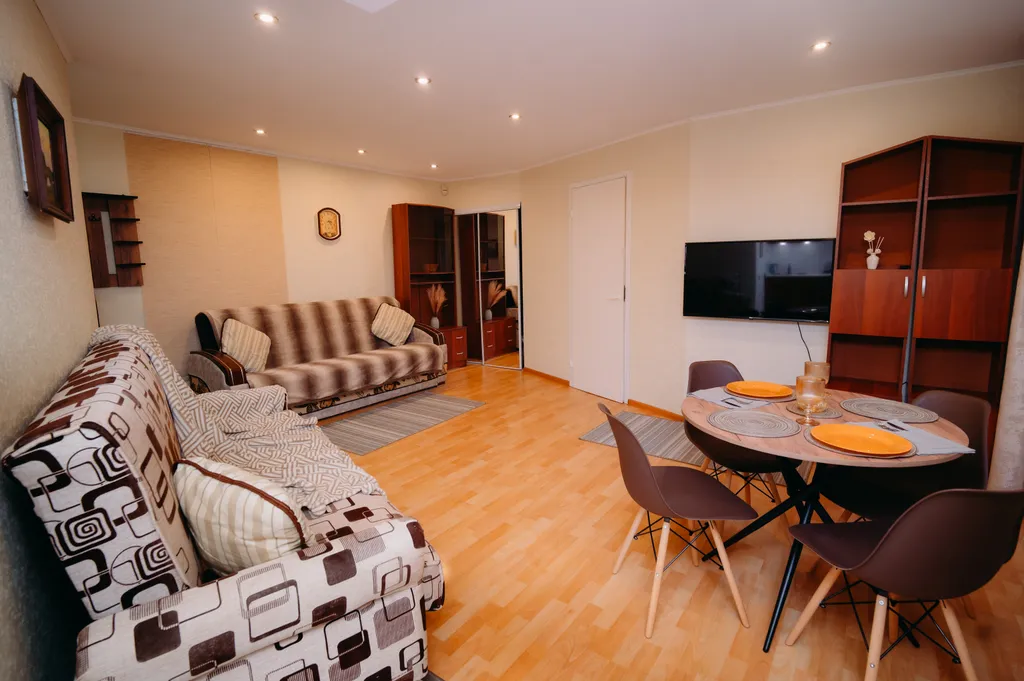 2К квартира у Серебряного города