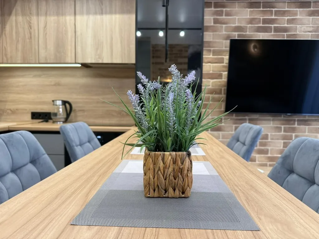 Дизайнерская студия с видом на море