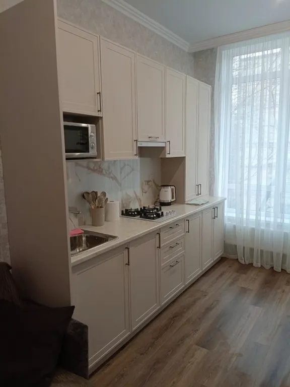 Новая квартира с евроремонтом в центре города