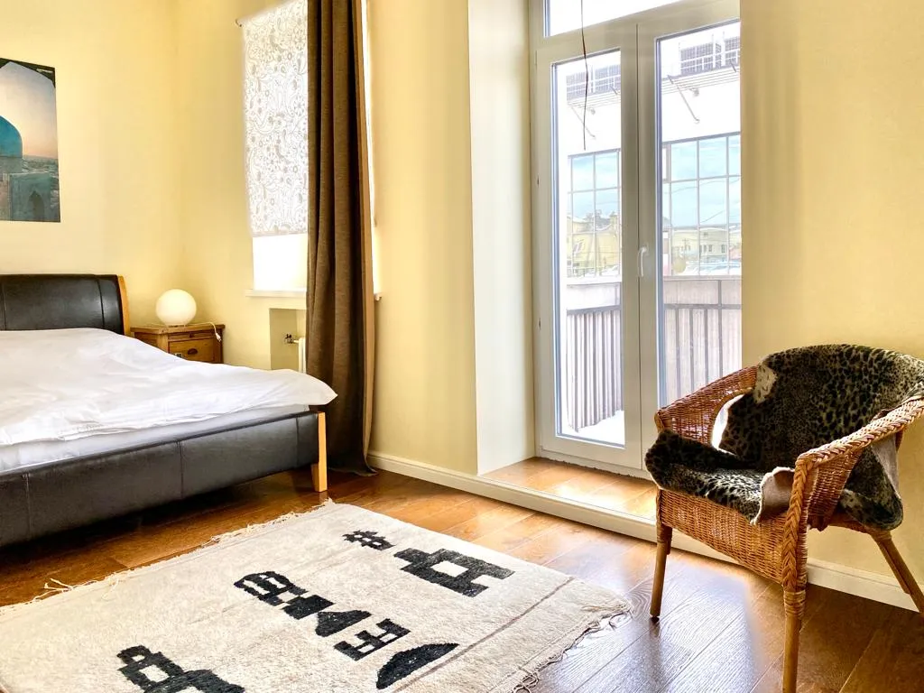 Просторная квартира в центре с красивым видом